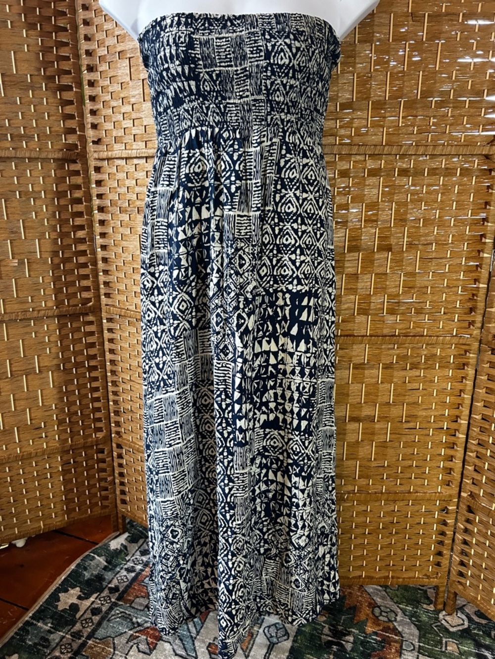 Boho Strapless Smocked Maxi Dress Blue Ivory Geometric Print Resort Beach M